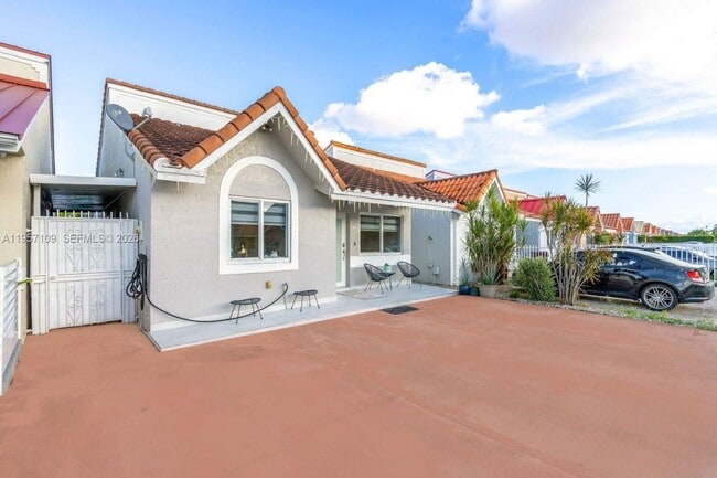 Building Photo - 7531 W 29th Way