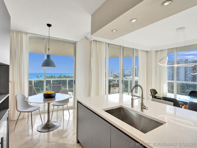 Building Photo - 3100 N Ocean Blvd