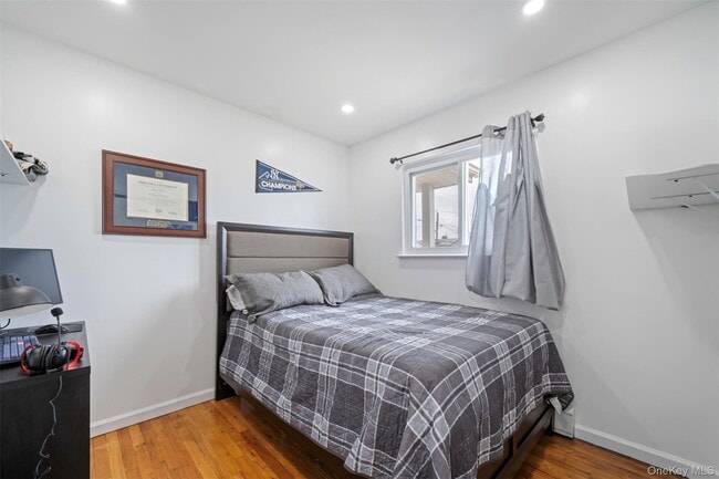 Building Photo - 3 Ozone Pl