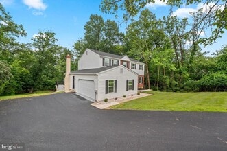Building Photo - 918 Mystic Ln