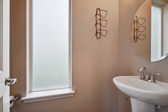 Building Photo - 7923 161st Street Ct E