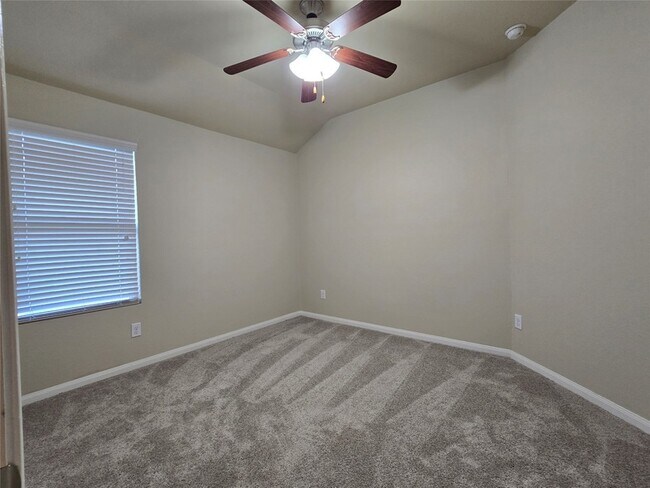 Building Photo - 12525 Canyon Hill Drive