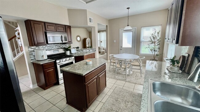 Building Photo - 1602 Stoney Park Dr