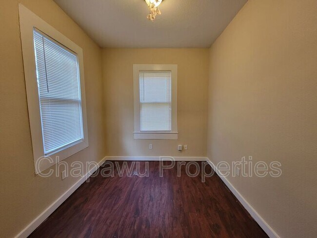 Building Photo - 1111 Gibbs