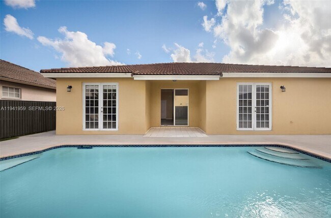 Building Photo - 15963 SW 99th Ln