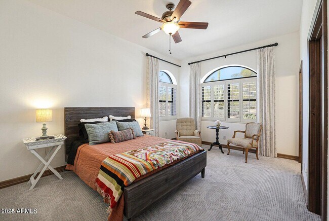 Building Photo - 8171 E Whispering Wind Dr