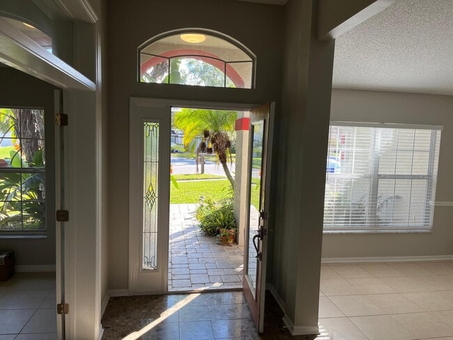 Building Photo - 1918 Turtle Creek Pl