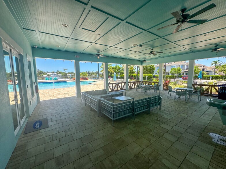 Building Photo - 4551 Arboretum Cir