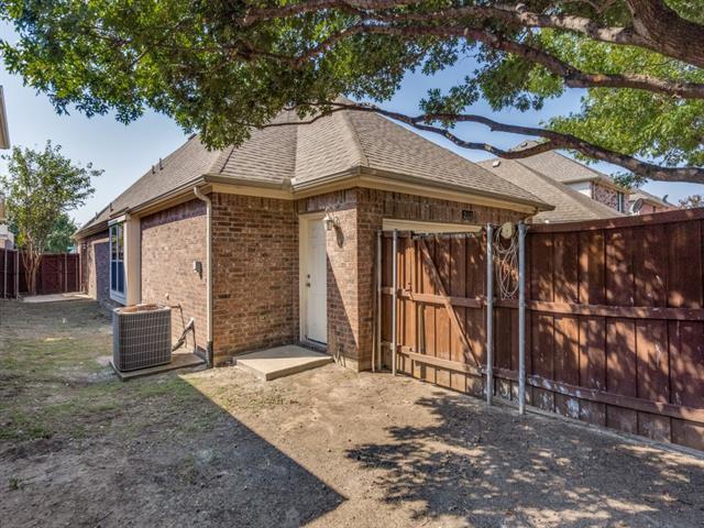 Building Photo - 2113 Broadstone Dr