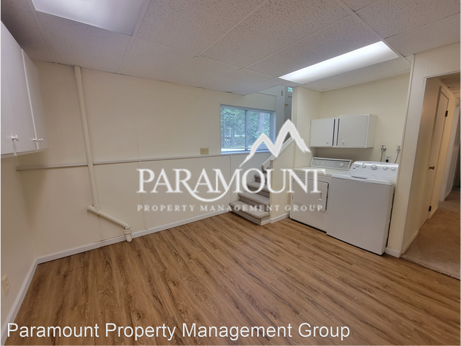 Building Photo - 4 br, 2 bath House - 13871 Manzanita Rd NE