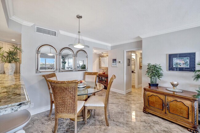 Building Photo - 2100 S Ocean Dr