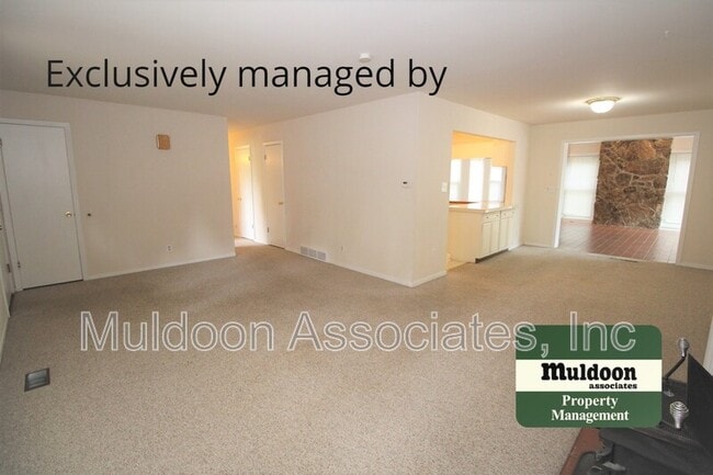 Building Photo - 3026 Drakestone Dr