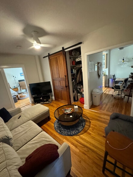 Primary Photo - 15 Park Dr