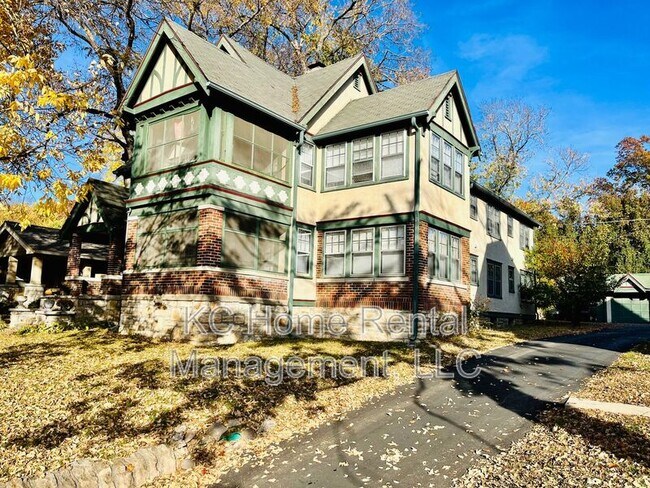 Building Photo - 3725 Locust St