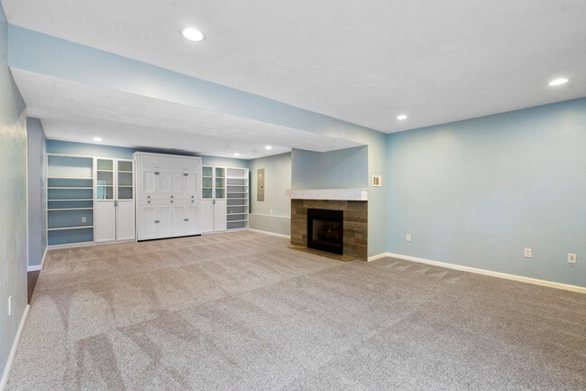 Building Photo - 2490 Coulterville Rd