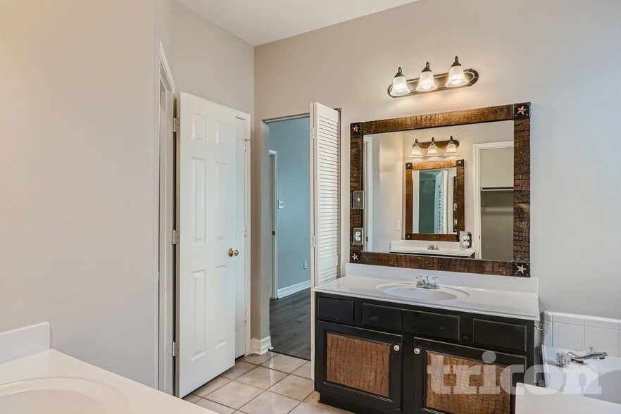 Building Photo - 4831 Preston Trail Ln