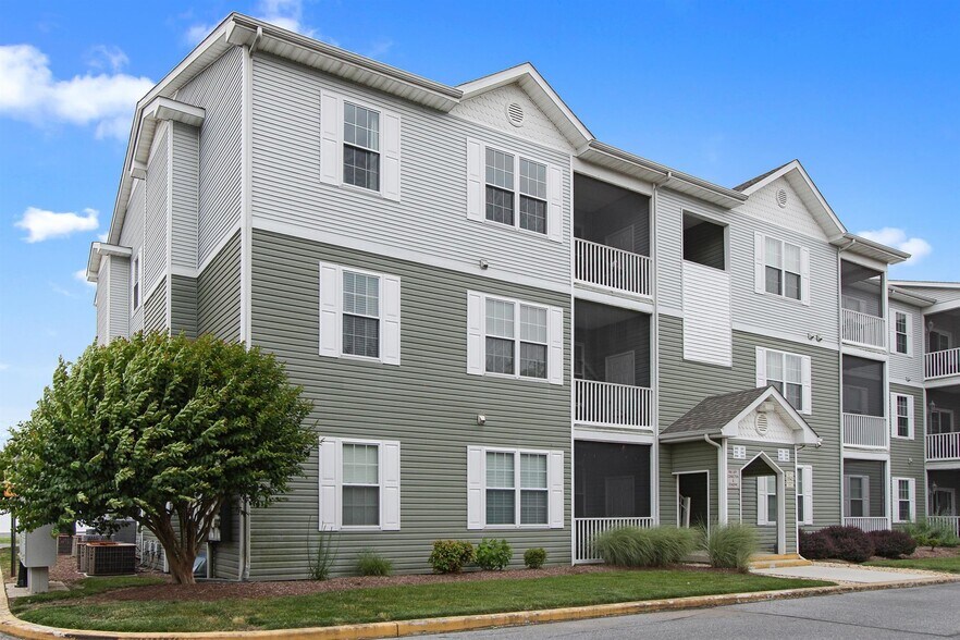 Building Photo - 35542 E Atlantic Cir