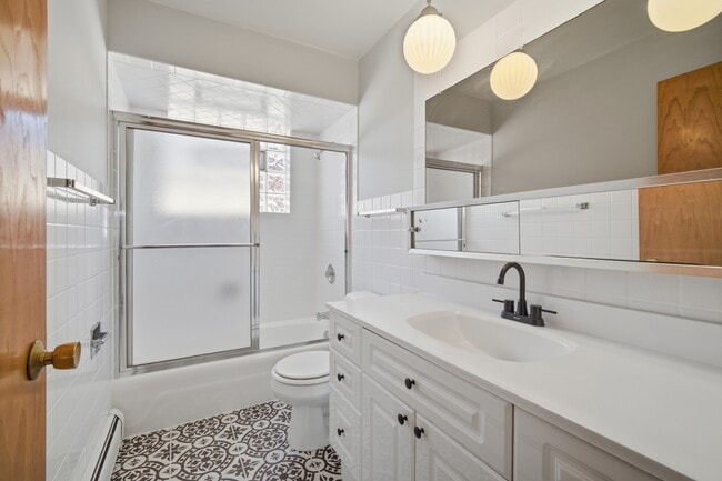 Building Photo - 8645 W Summerdale Ave