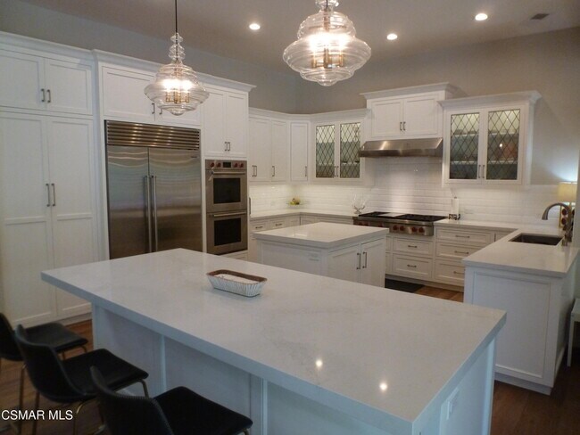 Building Photo - 48 Golden Glen Dr