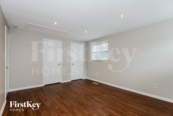 Building Photo - 9512 Robert Burns Ct