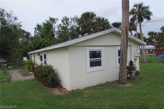 Building Photo - 8050 Cleaves Rd