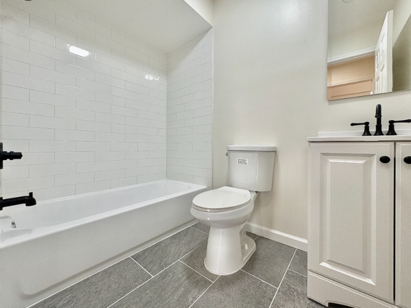 Building Photo - 156 Ridgewood Ave