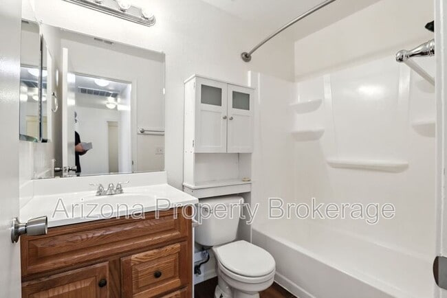 Building Photo - 11450 E Contessa St