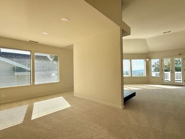Building Photo - $4,390 / 3 BR + OFFICE - LUXURY HILLTOP HOME WITH PANORAMIC BAY & CITY-LIGHT VIEWS