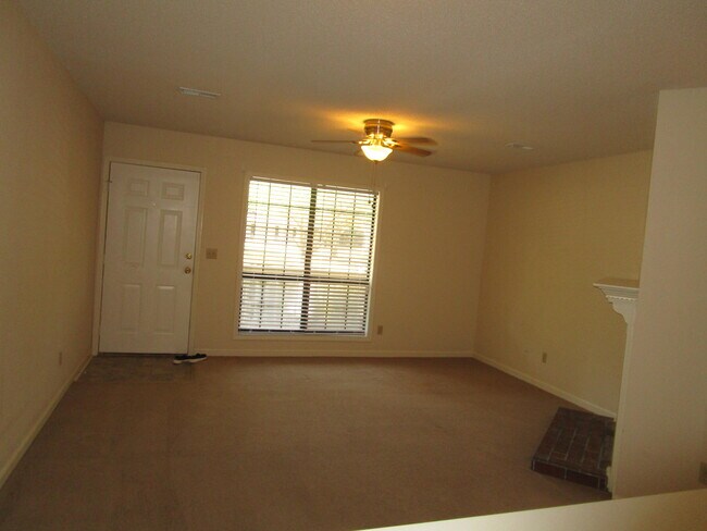 Building Photo - 655 Archdale Dr