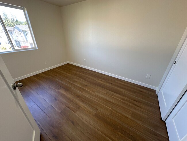Building Photo - 4860 48th Loop