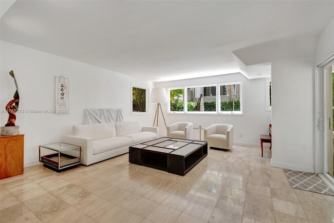 Building Photo - 4410 Brighton Pl