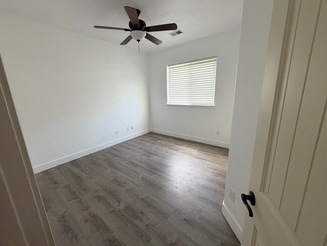Building Photo - 408 Wilkins Drive