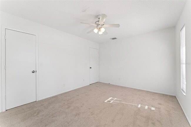 Building Photo - 8137 Parrot Dr