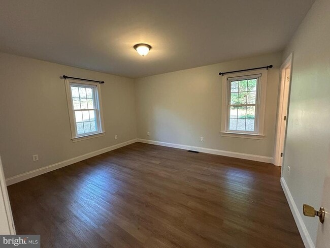 Building Photo - 136 Cedar Knoll Rd