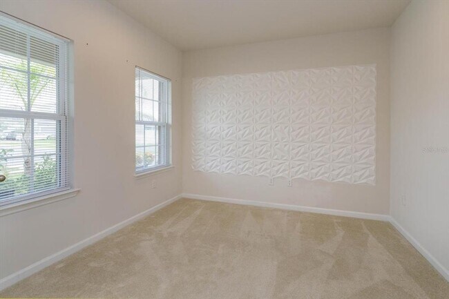 Building Photo - 1171 Cascade Dr