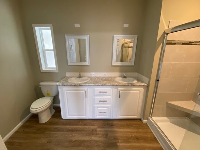 Building Photo - 5307 Camelot Dr E