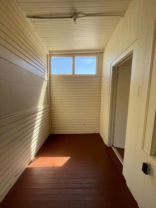 Building Photo - willh06