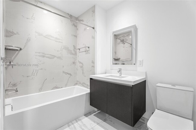 Building Photo - 851 NE 1st Ave