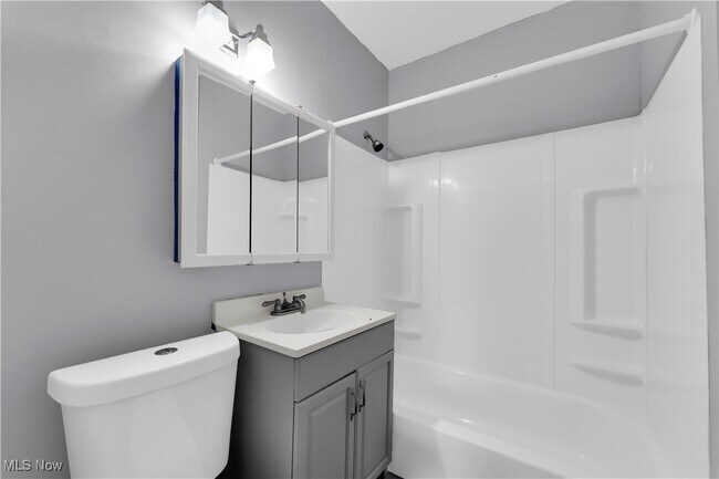 Building Photo - 18802 Cherokee Ave