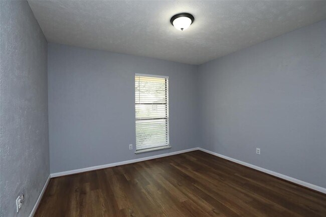 Building Photo - 3903 Coltwood Dr
