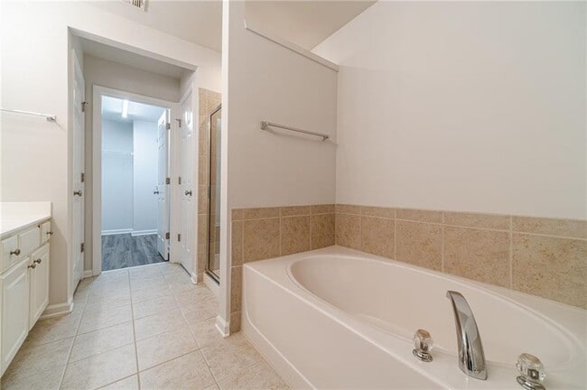Building Photo - 2061 Fosco Dr NW