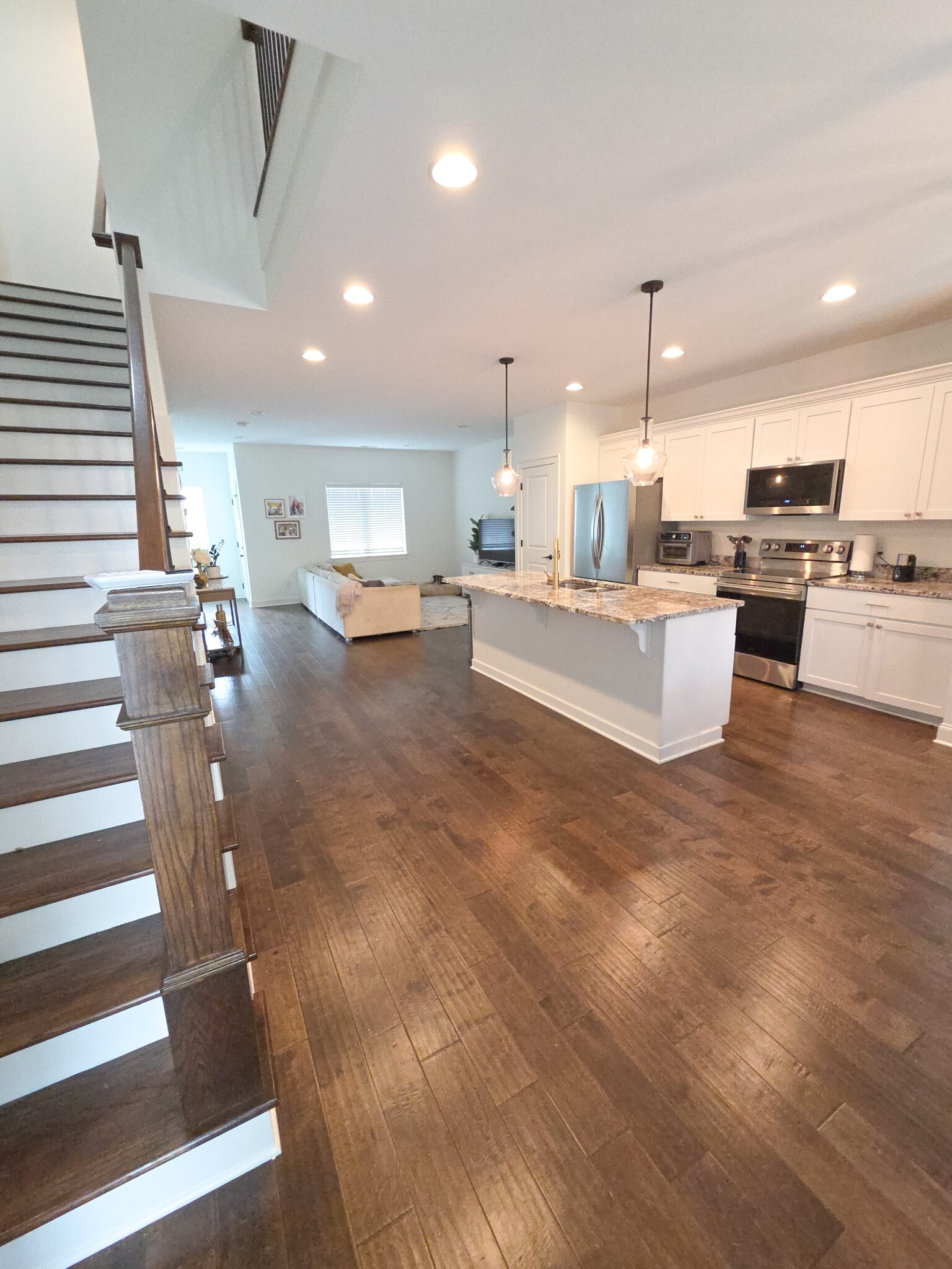 Building Photo - 3125 Saint Elmo Ave