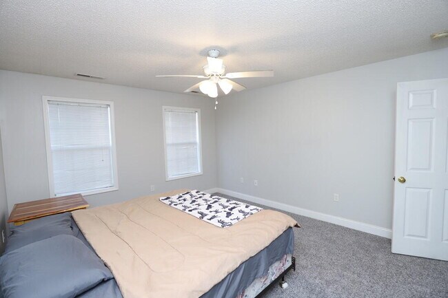 Building Photo - 3245 Arborwood Dr