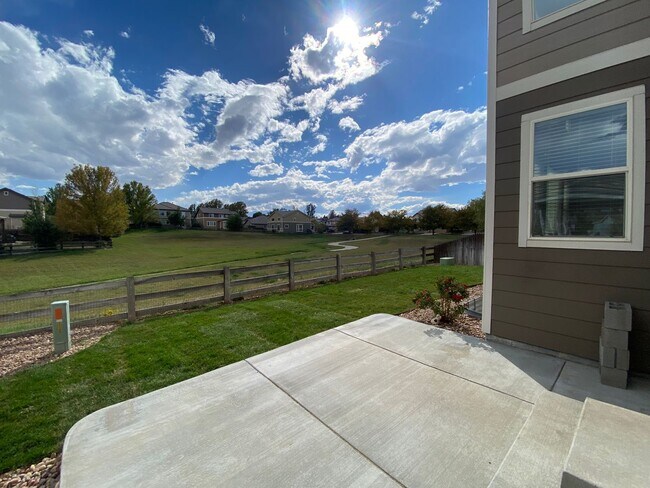 Building Photo - Spacious Home in Horizon Estates