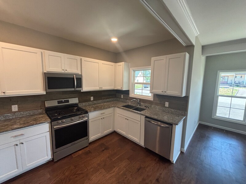 Building Photo - 106 Apache Ln