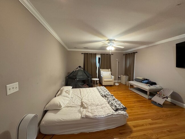 Building Photo - Waltham 3 bed 2.5 Bath