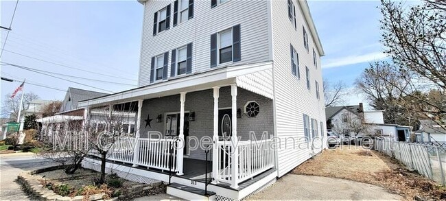 Building Photo - 313 Calef Rd