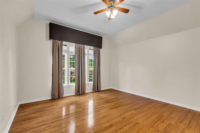 Building Photo - 7302 Palisades Heights Dr