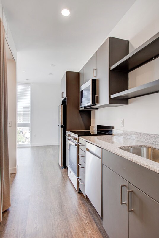 Hillsboro Studio - Kitchen - Broadview at Vanderbilt