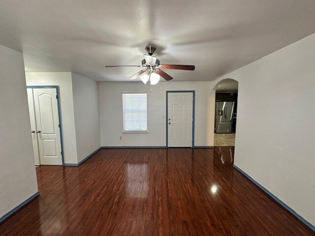 Building Photo - 6144 Cielo Ter